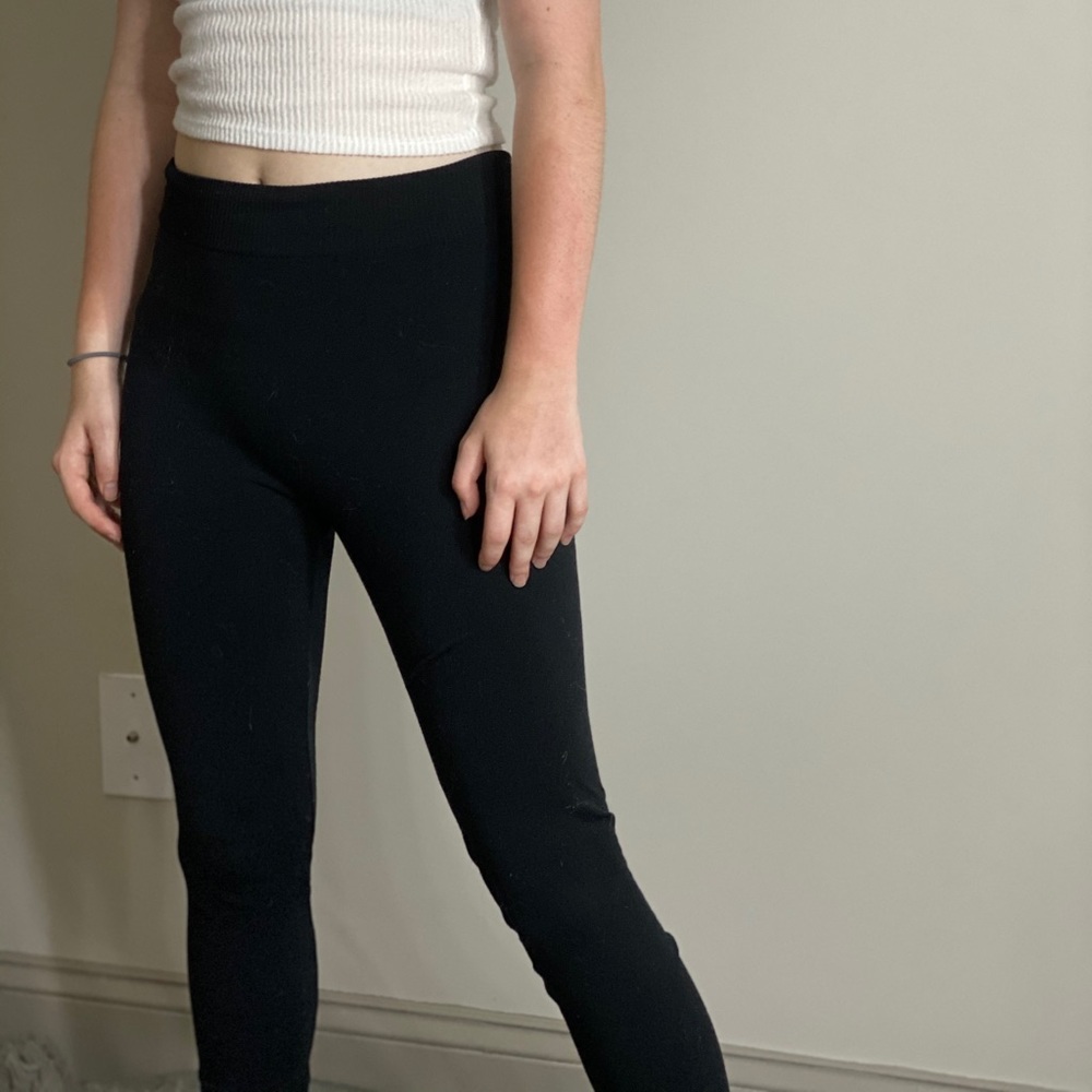 Black leggings
